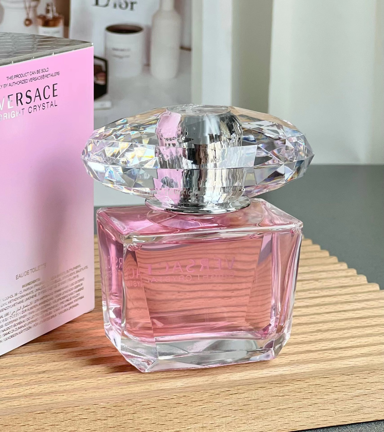 Versace Bright Crystal Edt 90ml (6) - newkick.cc